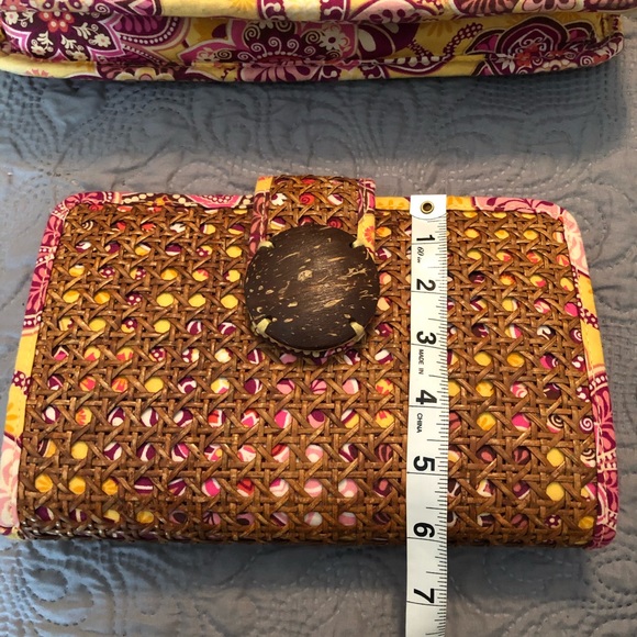 Vera Bradley rattan tote w/clutch - Picture 6 of 8